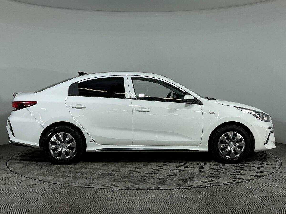Купить Kia Rio с пробегом. Фото: #3