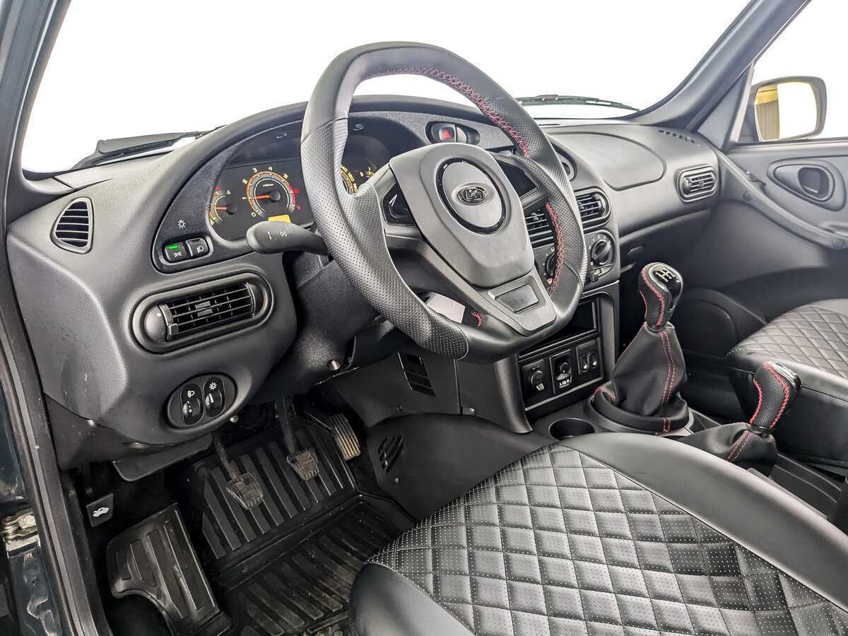 Купить Lada (ВАЗ) Niva с пробегом. Фото: #12