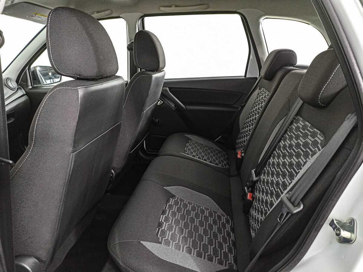 Купить Lada (ВАЗ) Granta с пробегом. Фото: #11