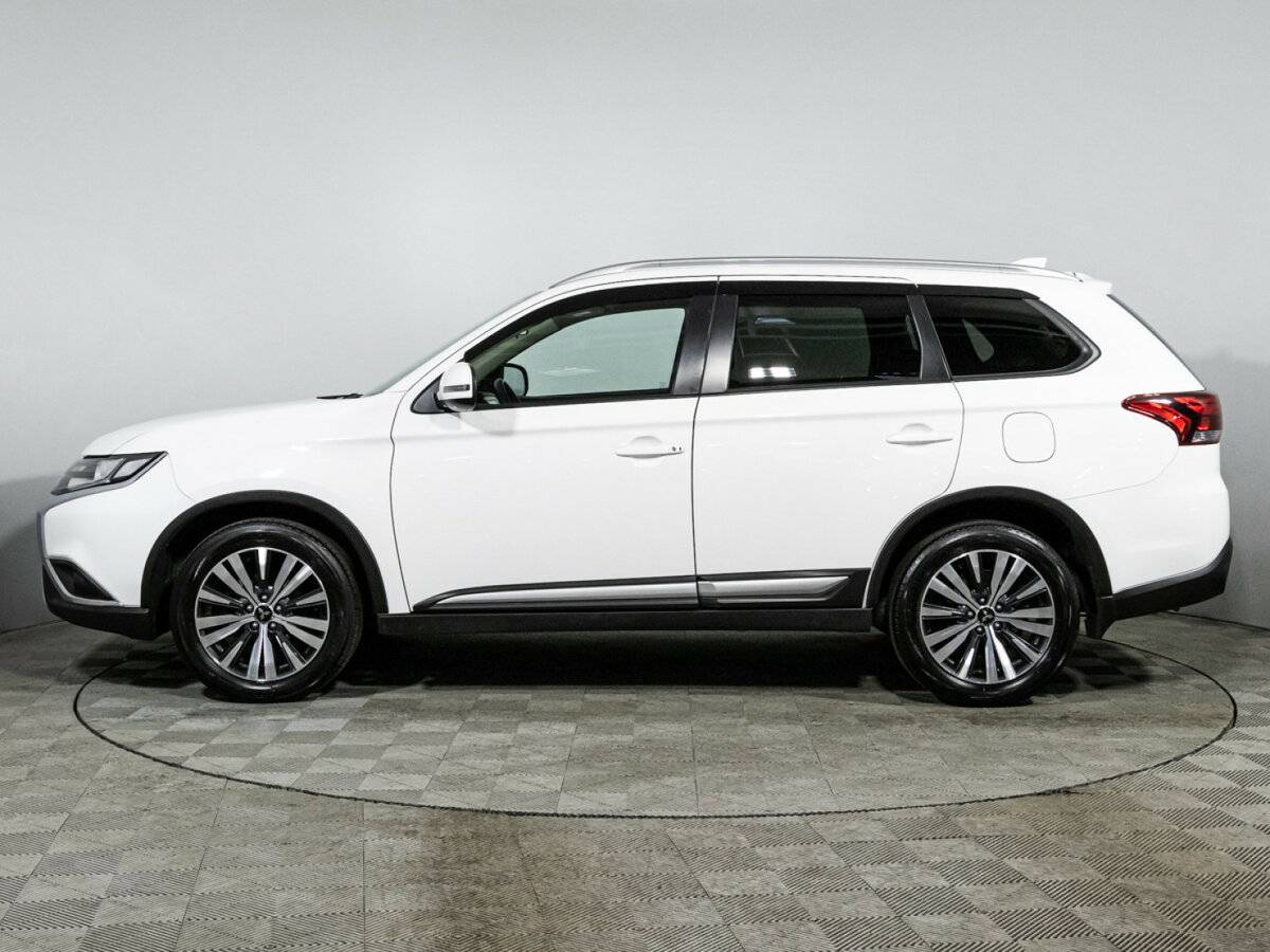 Купить Mitsubishi Outlander с пробегом. Фото: #7