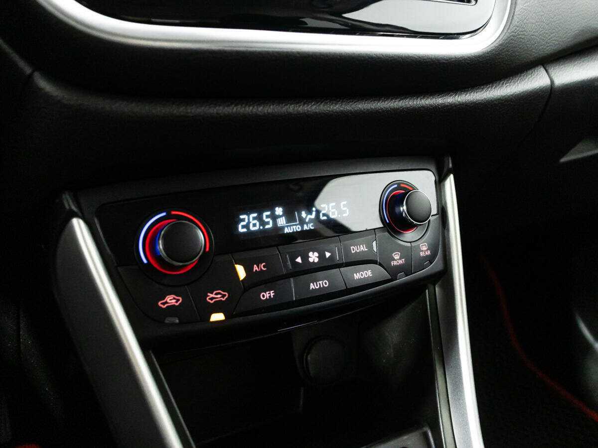 Купить Suzuki SX4 с пробегом. Фото: #15