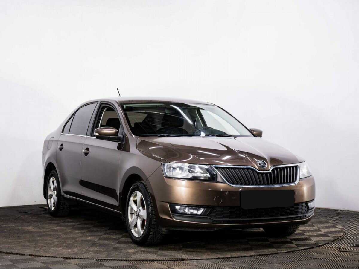 Купить Skoda Rapid с пробегом. Фото: #2