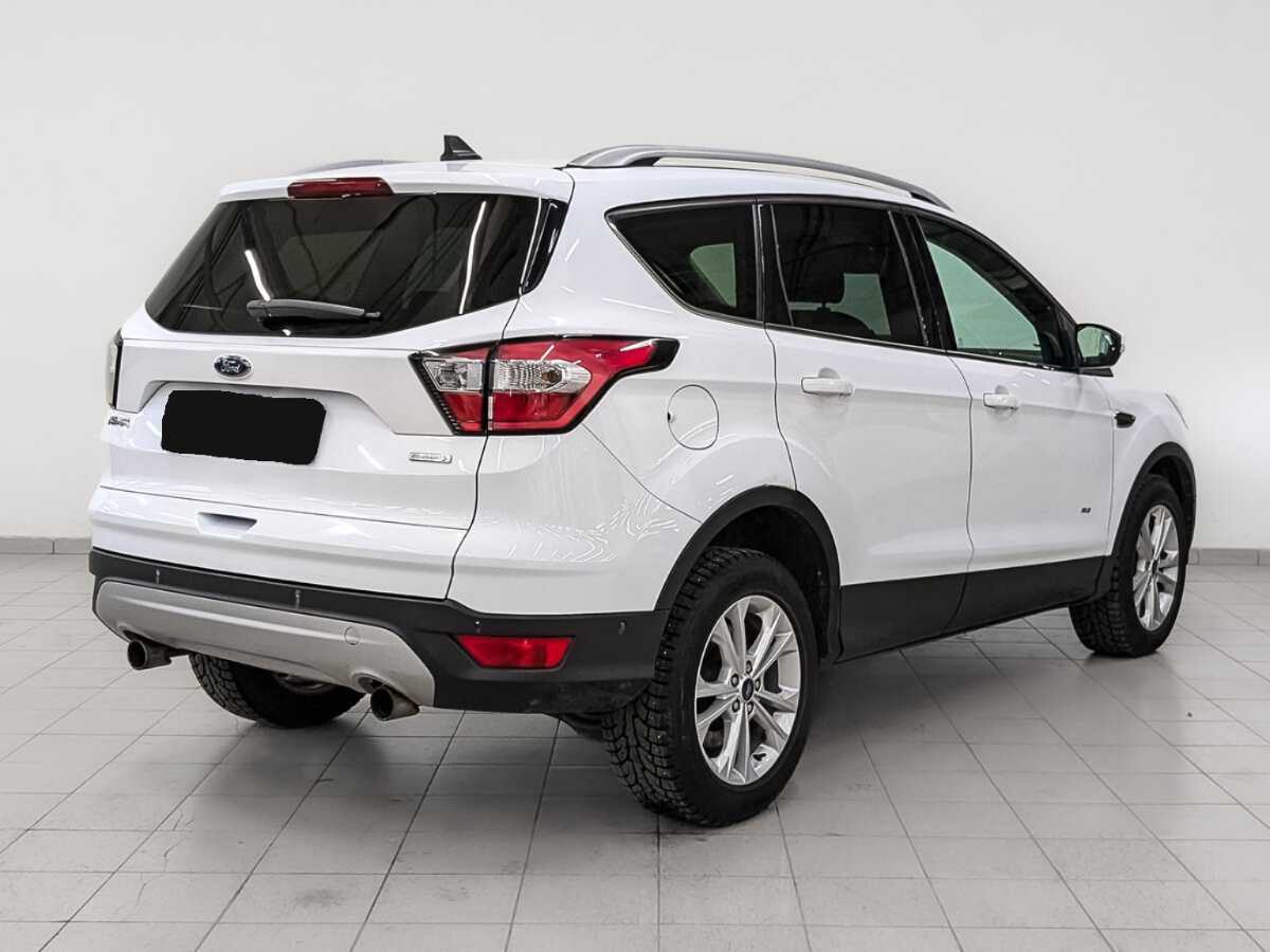 Купить Ford Kuga с пробегом. Фото: #4