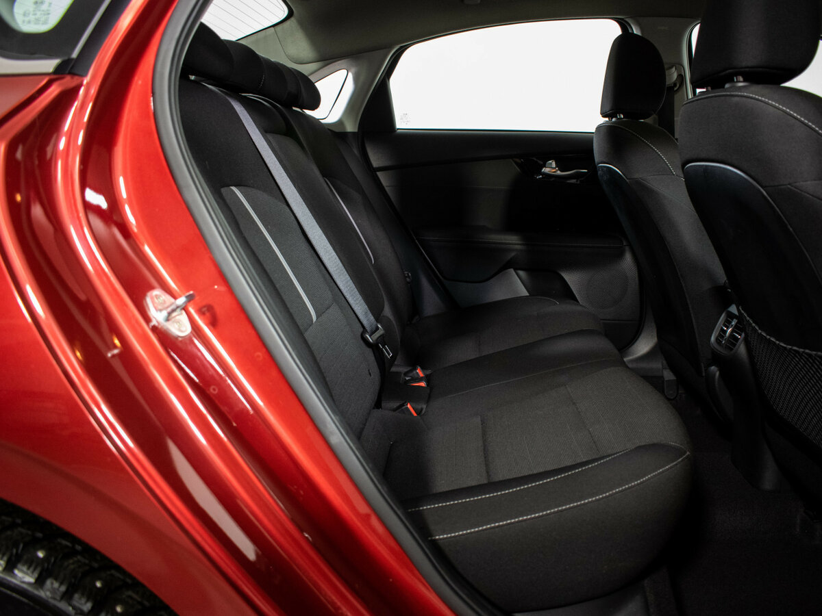 Купить Kia Cerato с пробегом. Фото: #8