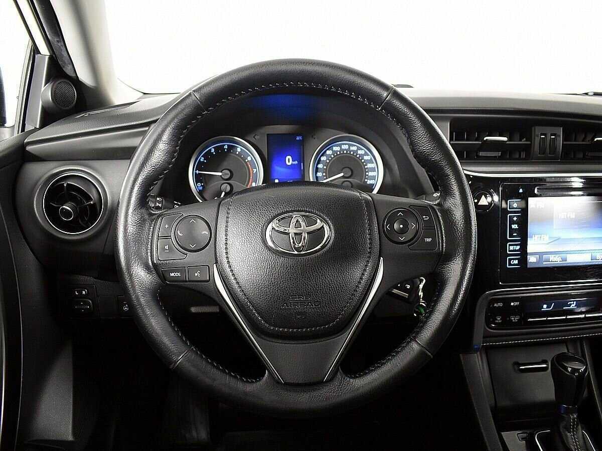 Купить Toyota Corolla с пробегом. Фото: #10