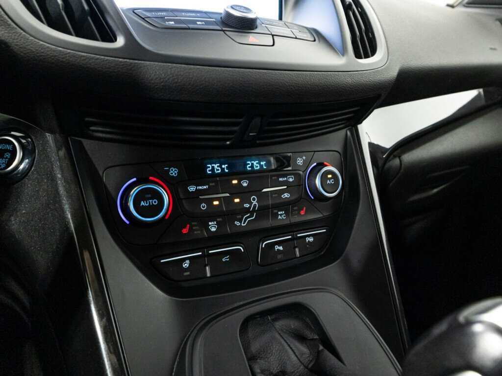 Купить Ford Kuga с пробегом. Фото: #16