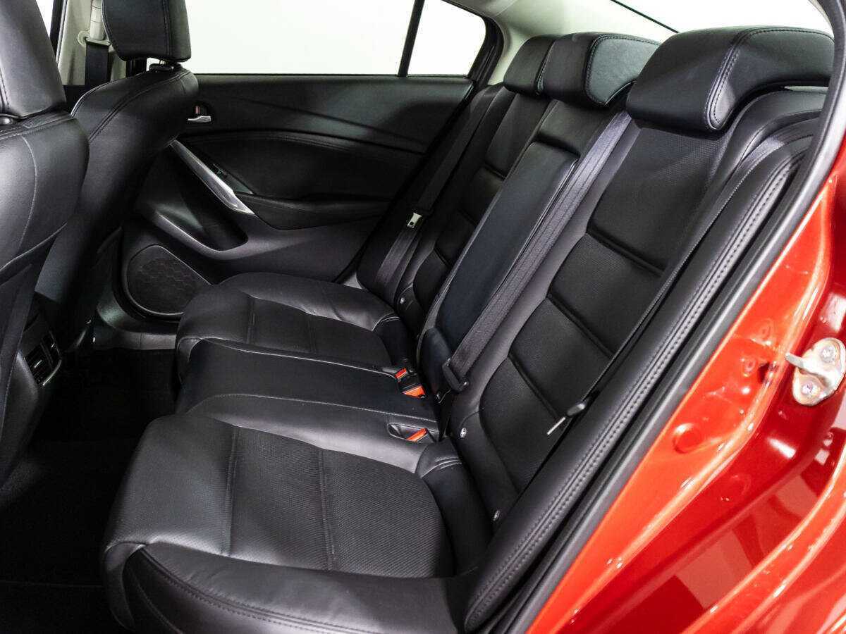 Купить Mazda 6 с пробегом. Фото: #9