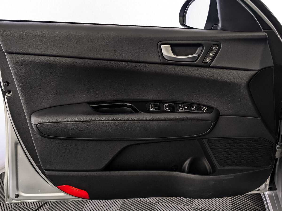 Купить Kia Optima с пробегом. Фото: #18