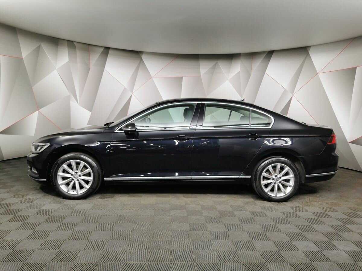 Купить Volkswagen Passat с пробегом. Фото: #4