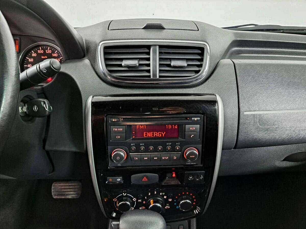 Купить Nissan Terrano с пробегом. Фото: #14