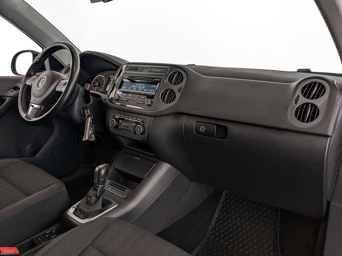Купить Volkswagen Tiguan с пробегом. Фото: #8