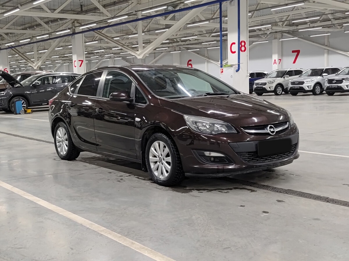 Купить Opel Astra с пробегом. Фото: #2
