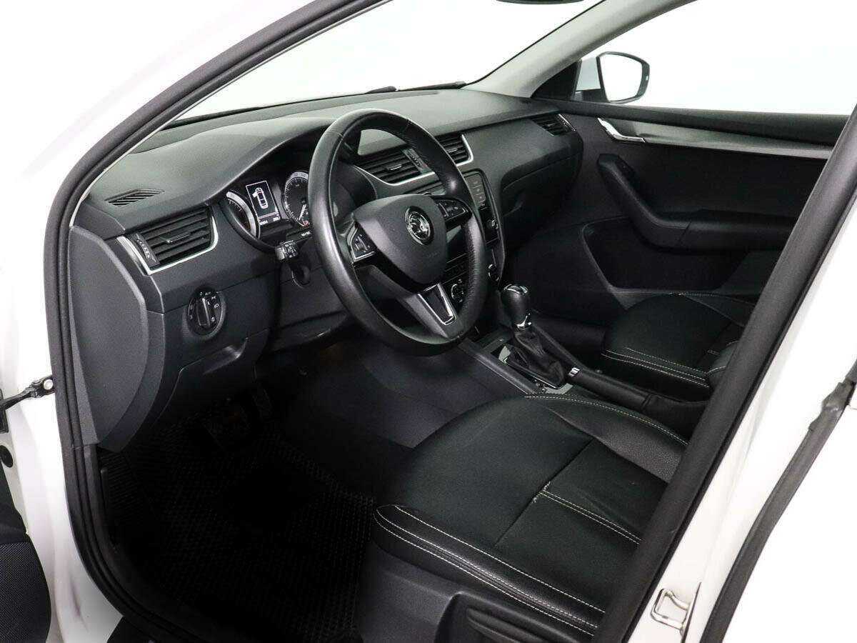 Купить Skoda Octavia с пробегом. Фото: #6