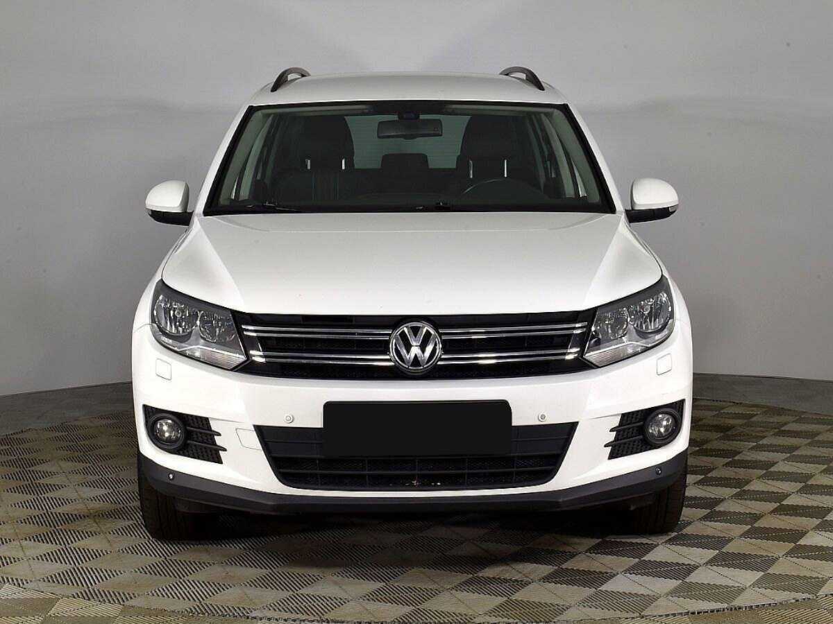 Купить Volkswagen Tiguan с пробегом. Фото: #2