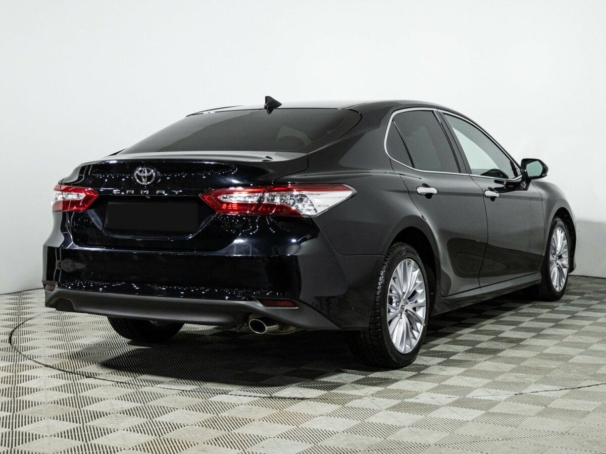 Купить Toyota Camry с пробегом. Фото: #3