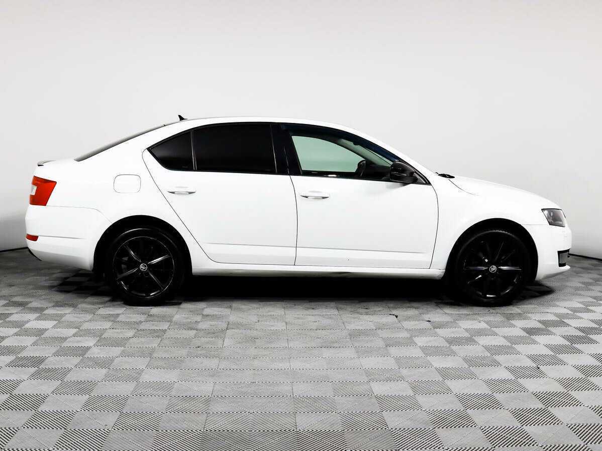 Купить Skoda Octavia с пробегом. Фото: #3