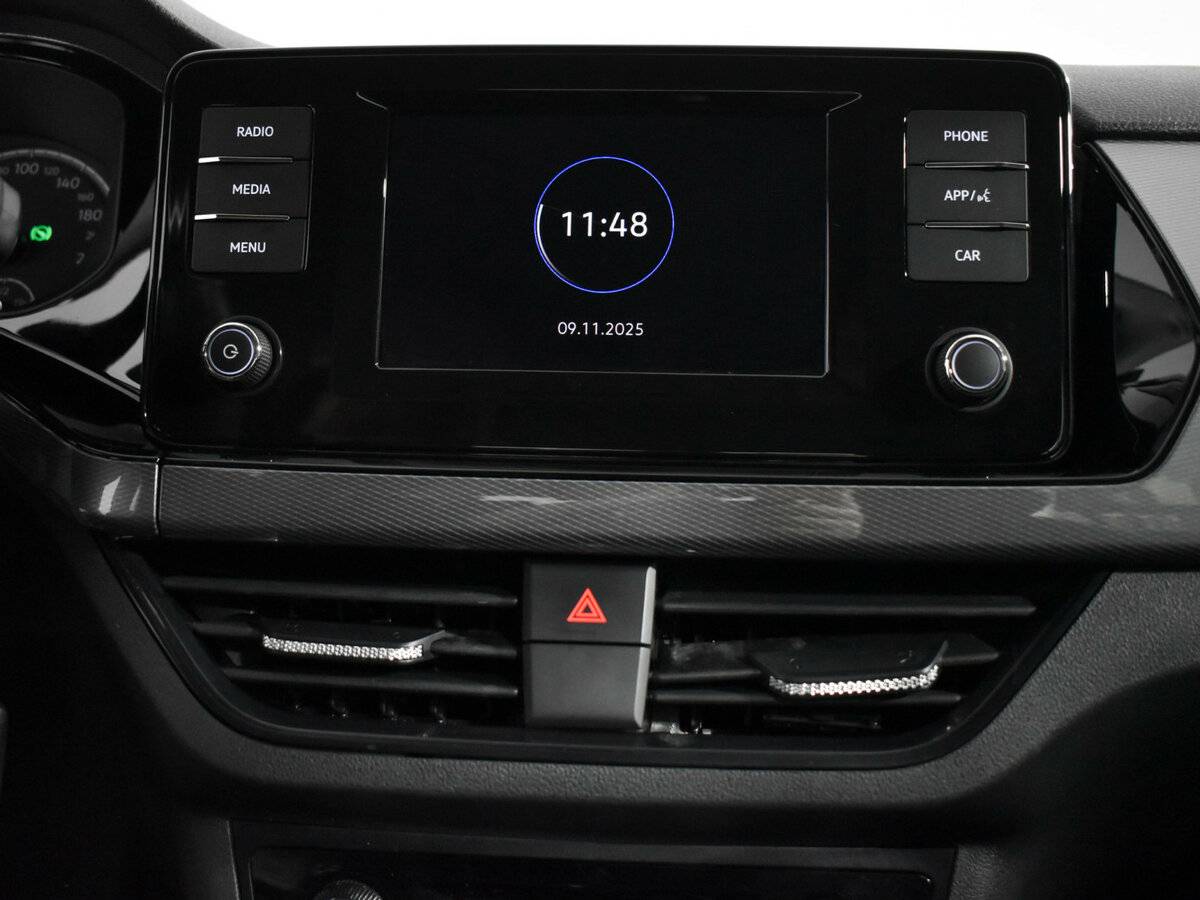 Купить Volkswagen Polo с пробегом. Фото: #12