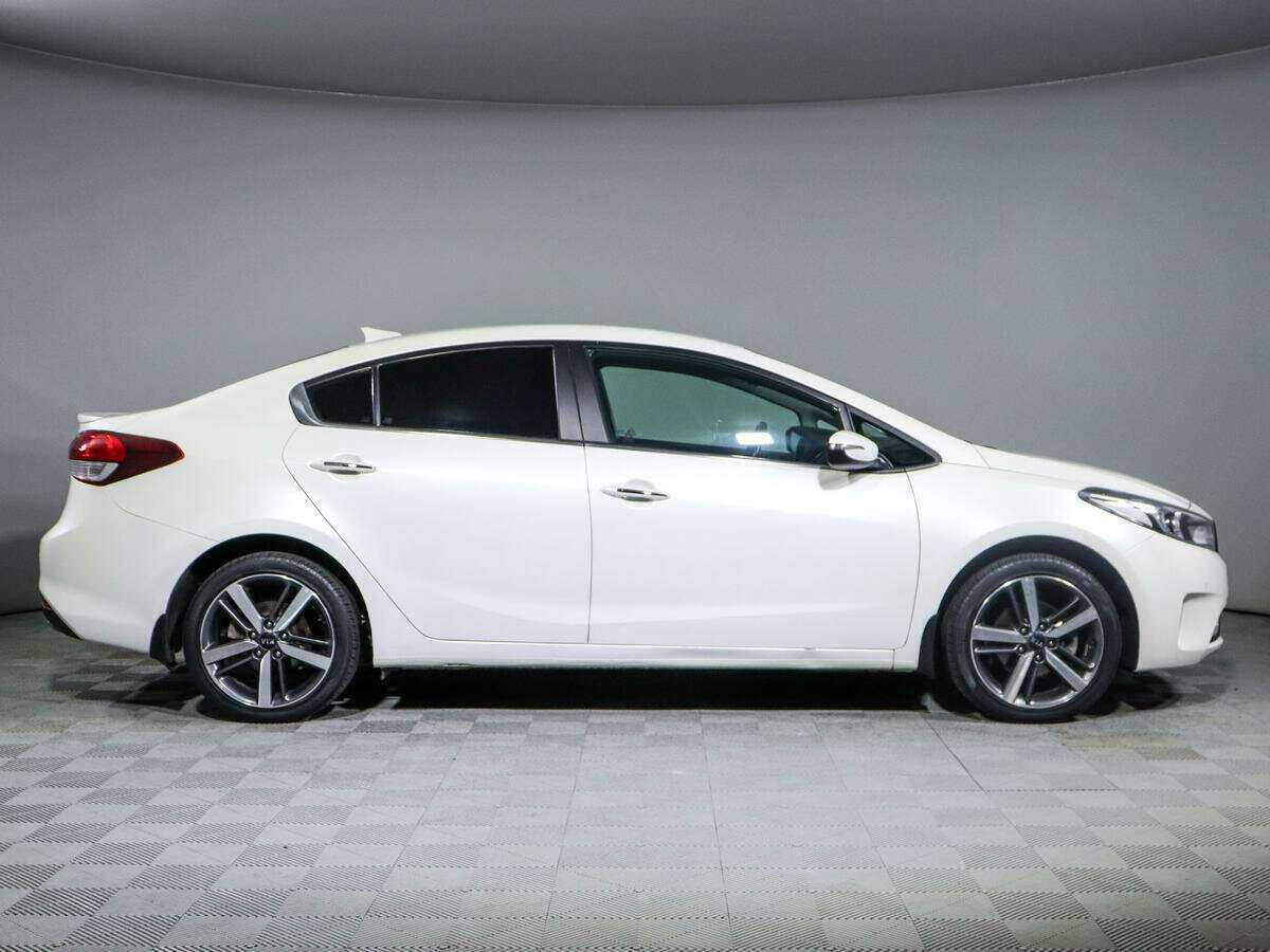 Купить Kia Cerato с пробегом. Фото: #3