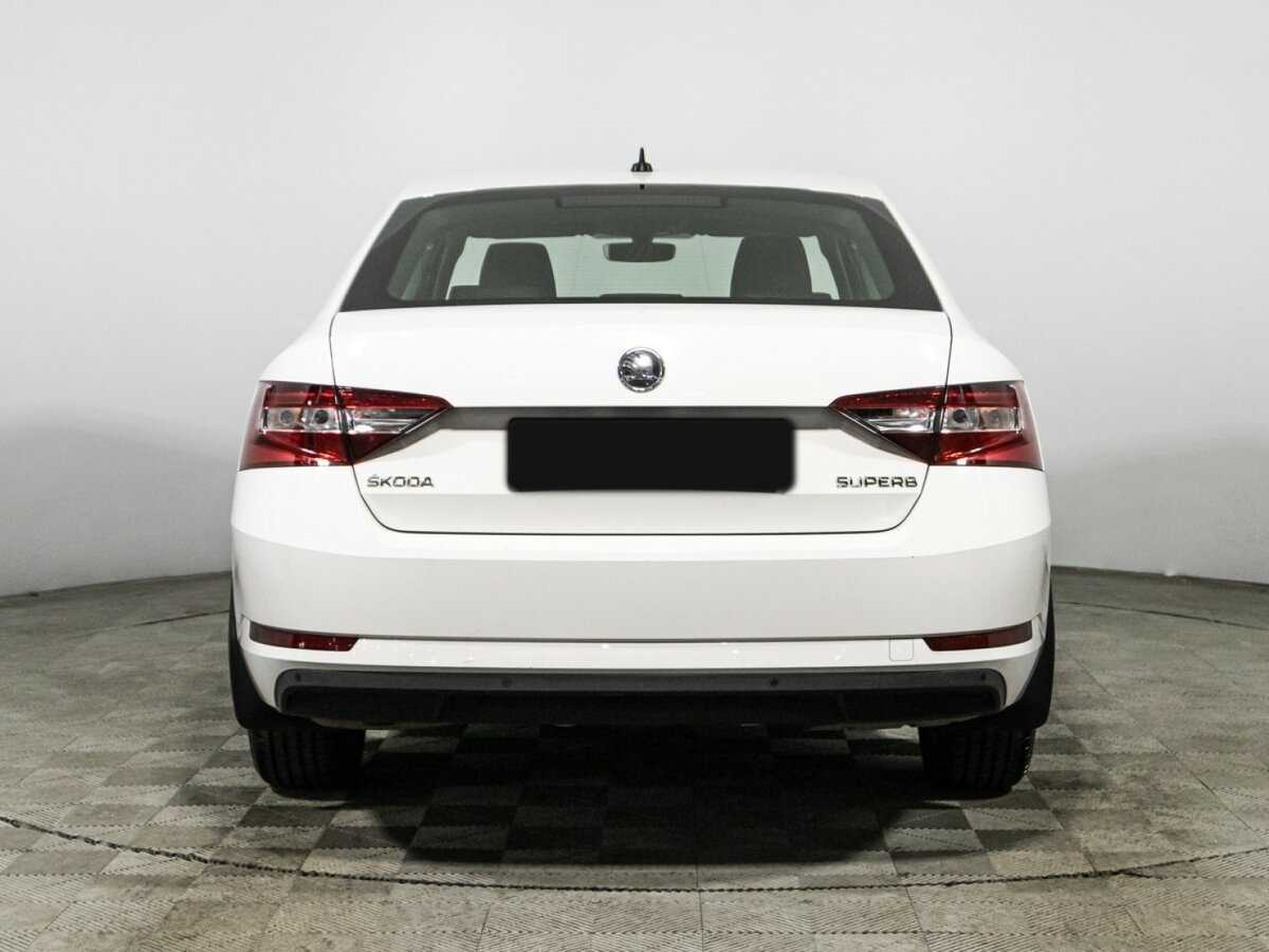 Купить Skoda Superb с пробегом. Фото: #5