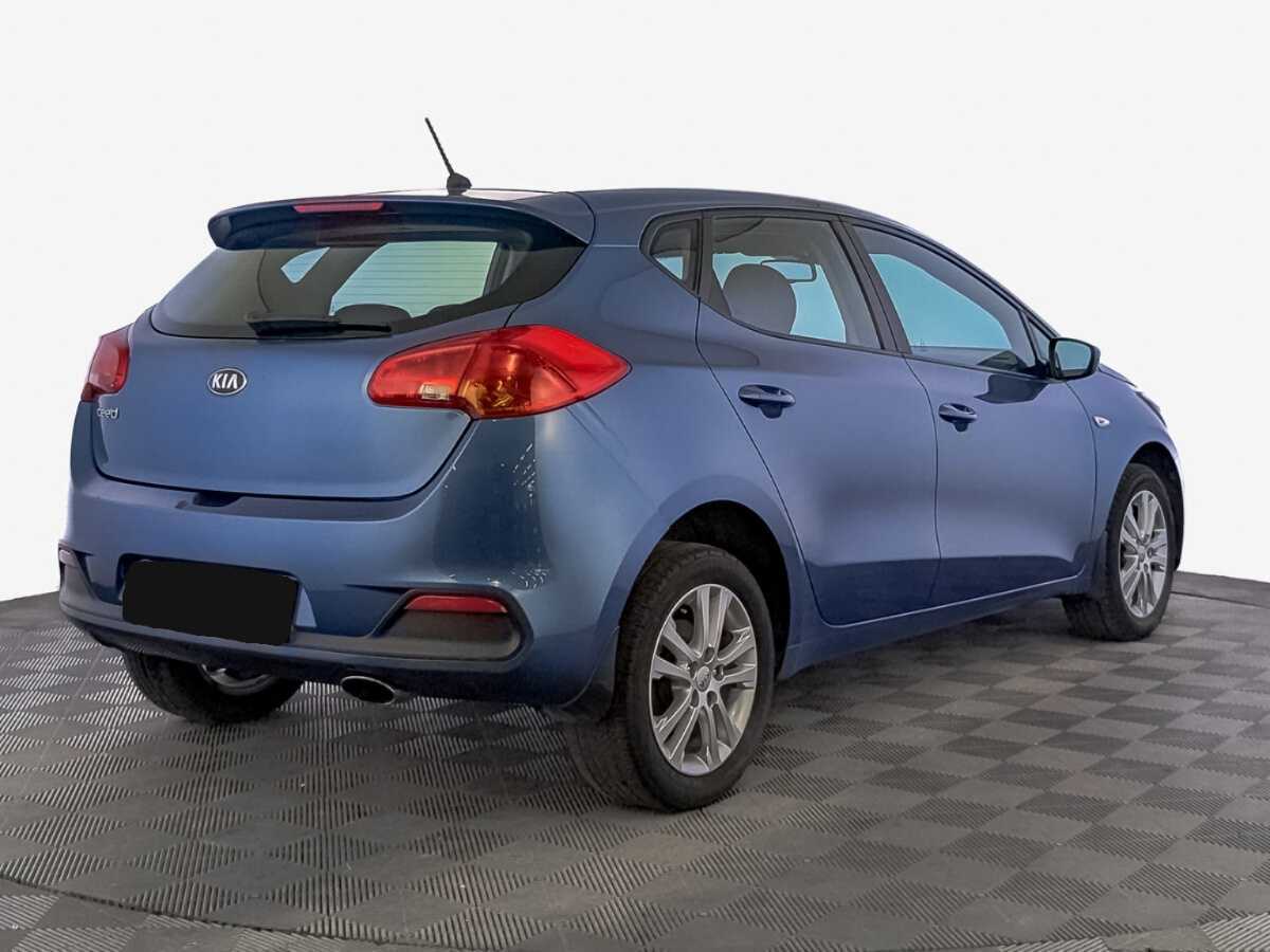 Купить Kia Ceed с пробегом. Фото: #4