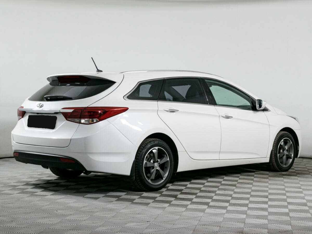Купить Hyundai i40 с пробегом. Фото: #4