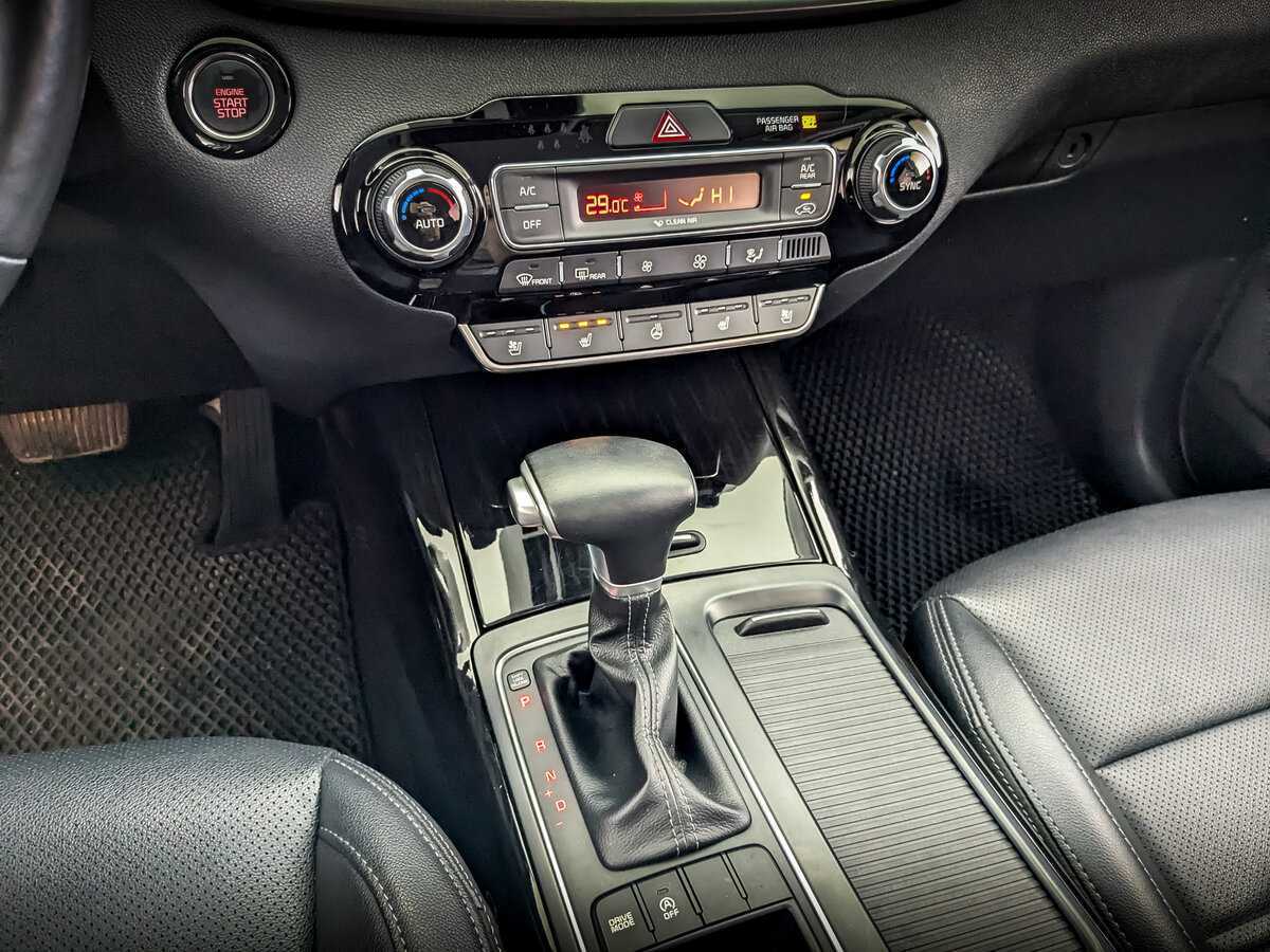 Купить Kia Sorento с пробегом. Фото: #25