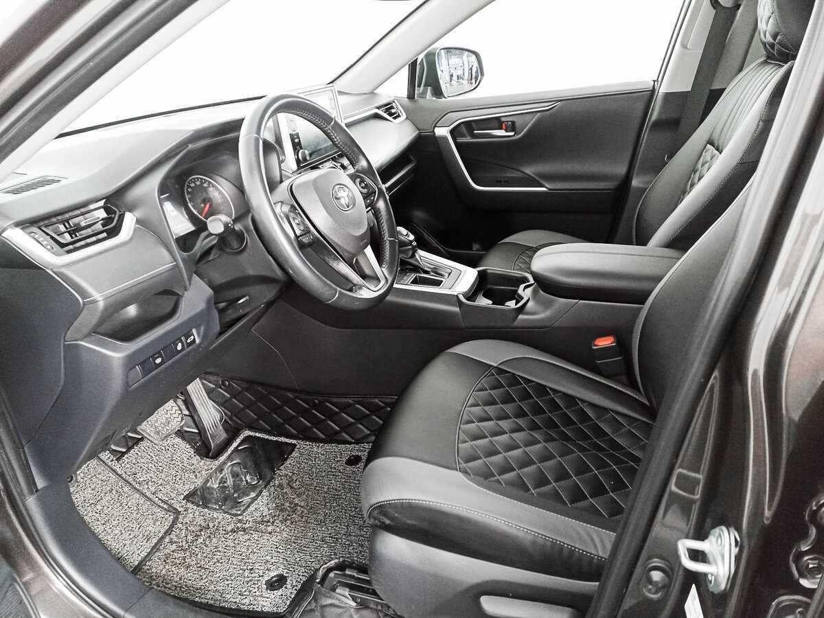 Купить Toyota RAV4 с пробегом. Фото: #13