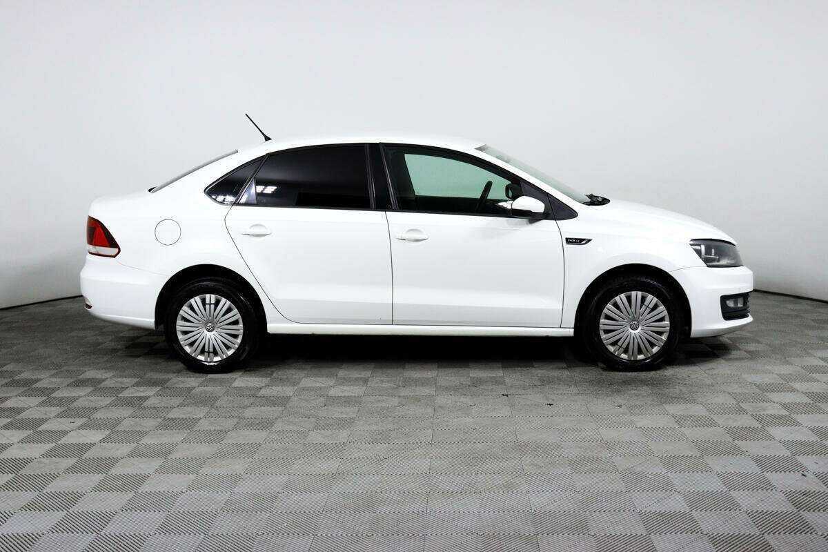 Купить Volkswagen Polo с пробегом. Фото: #3