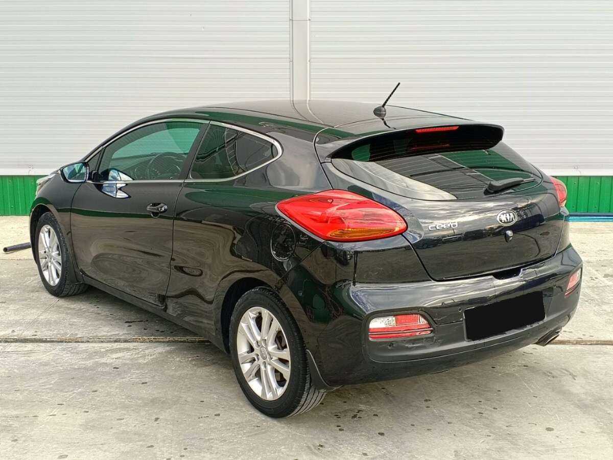 Купить Kia Ceed с пробегом. Фото: #6