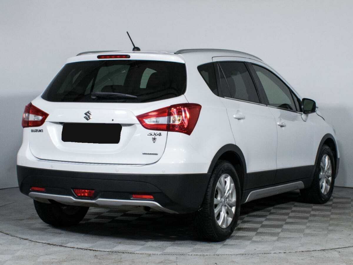 Купить Suzuki SX4 с пробегом. Фото: #4