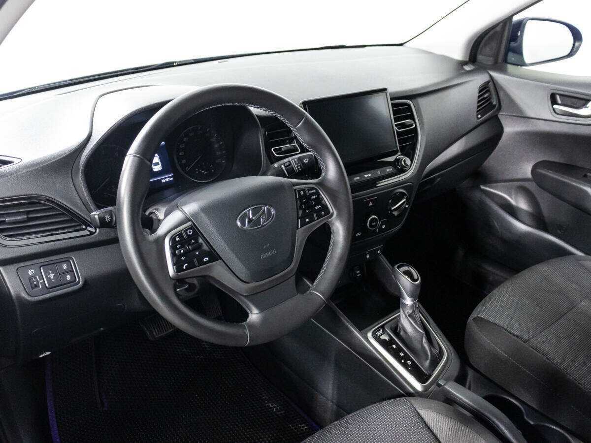 Купить Hyundai Solaris с пробегом. Фото: #10