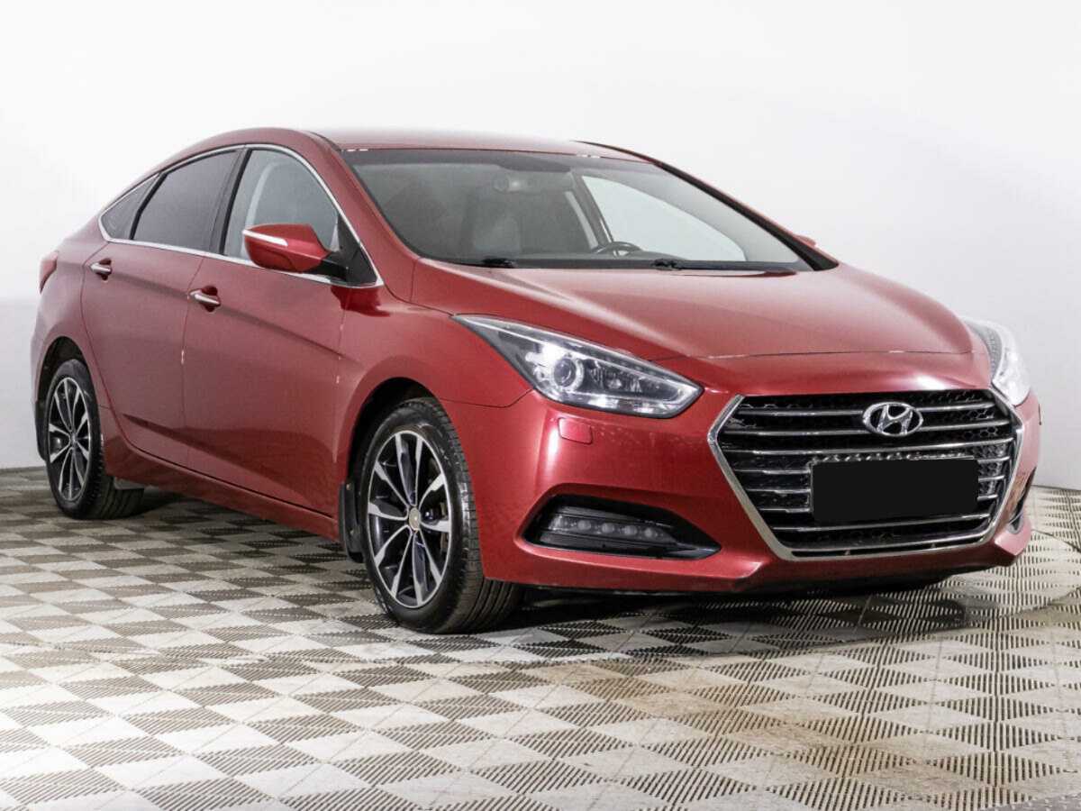 Купить Hyundai i40 с пробегом. Фото: #2