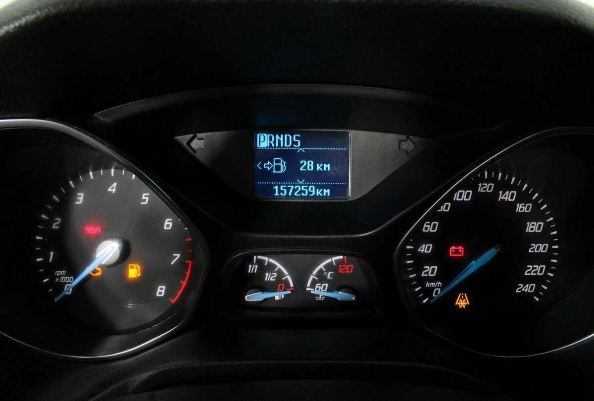 Купить Ford Focus с пробегом. Фото: #9