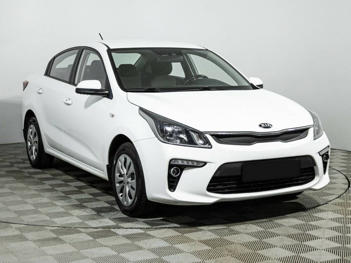 Купить Kia Rio с пробегом. Фото: #2