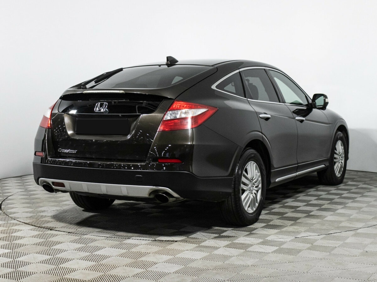 Купить Honda Crosstour с пробегом. Фото: #3