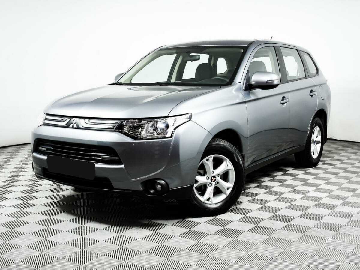 Купить Mitsubishi Outlander с пробегом. Посмотреть фото