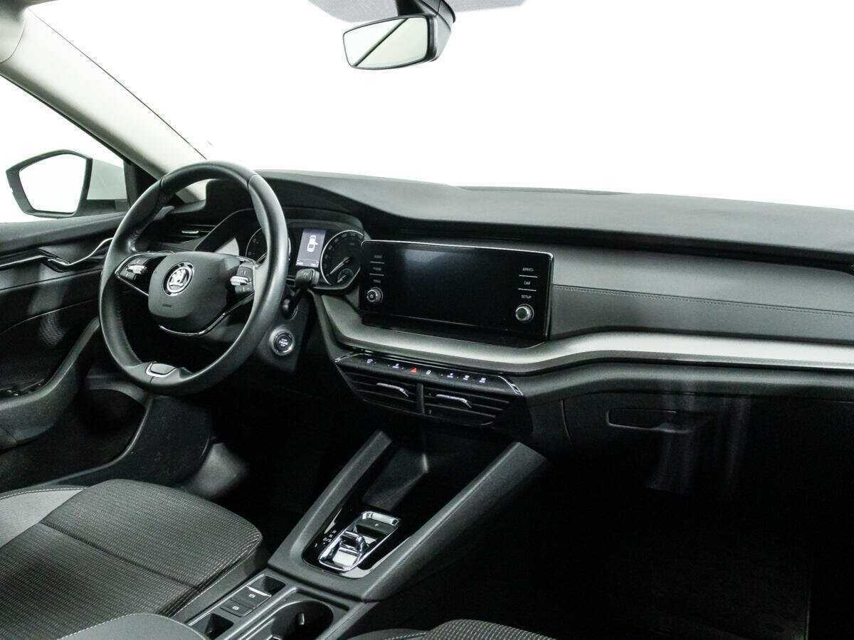 Купить Skoda Octavia с пробегом. Фото: #8