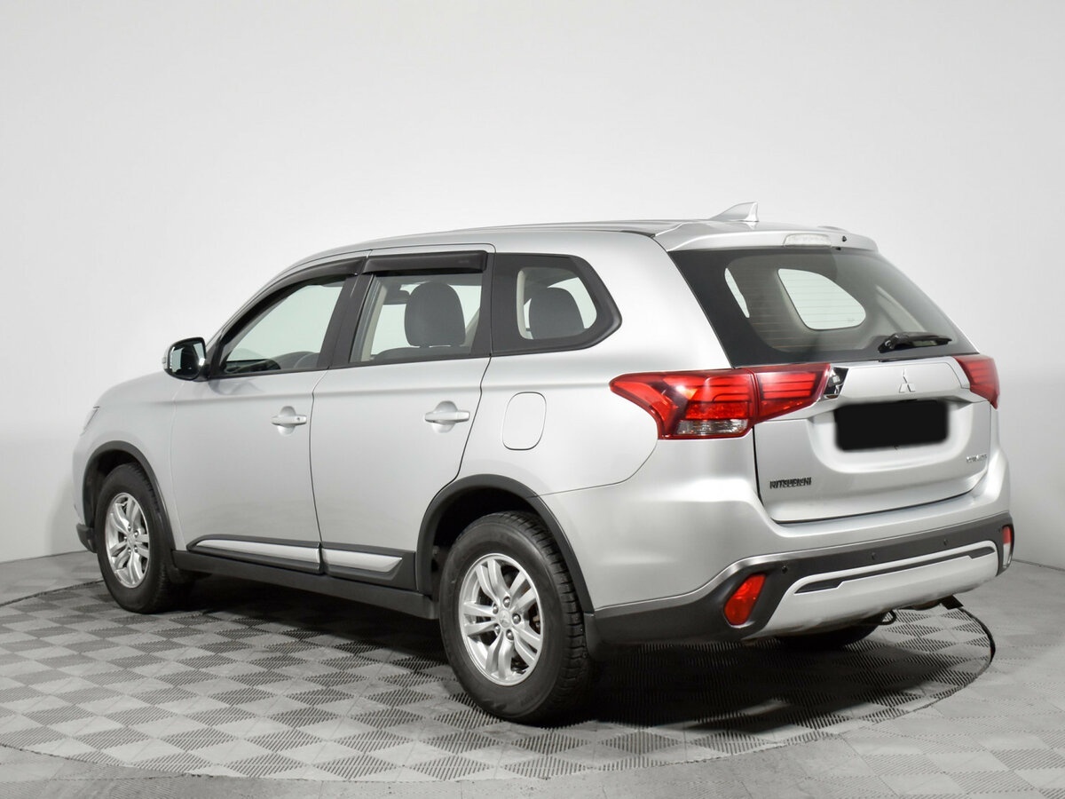 Купить Mitsubishi Outlander с пробегом. Фото: #5