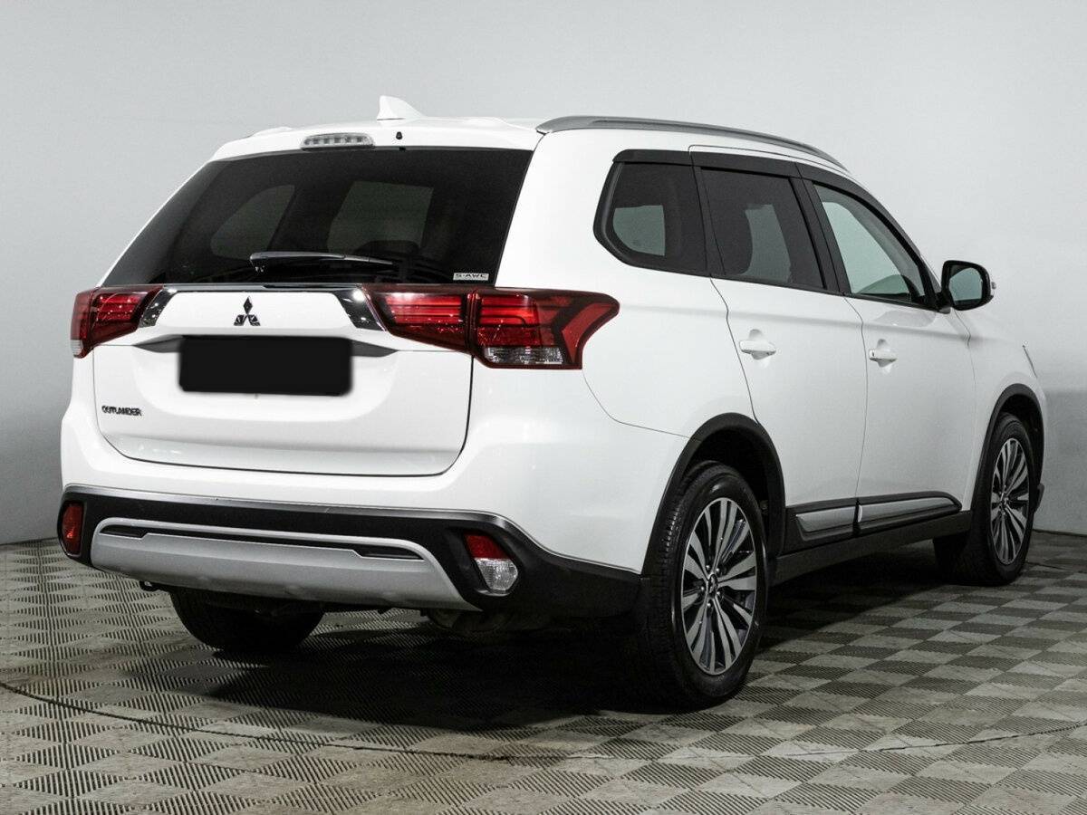 Купить Mitsubishi Outlander с пробегом. Фото: #6