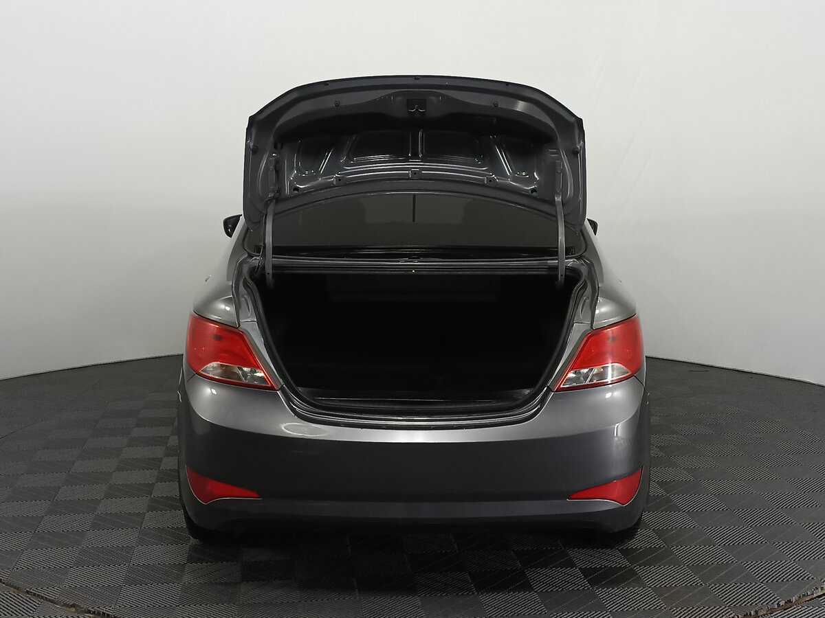 Купить Hyundai Solaris с пробегом. Фото: #9