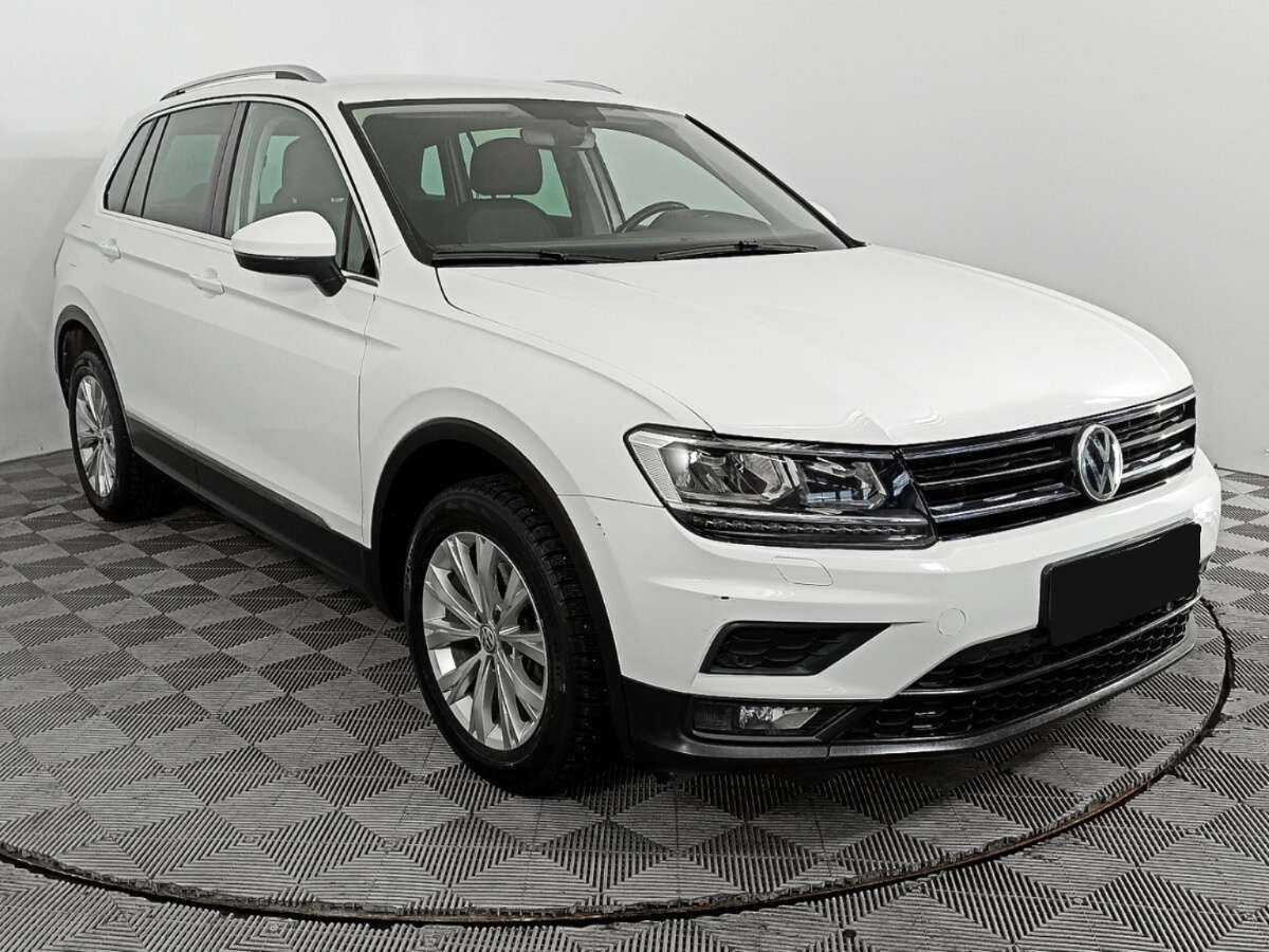 Купить Volkswagen Tiguan с пробегом. Фото: #2