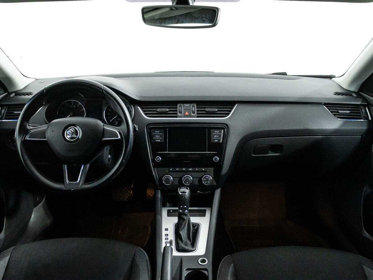 Купить Skoda Octavia с пробегом. Фото: #12
