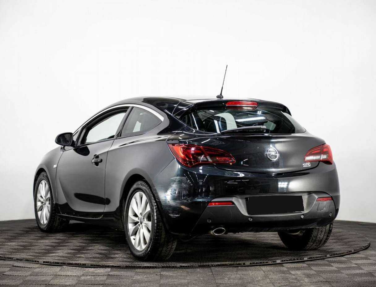 Купить Opel Astra с пробегом. Фото: #2