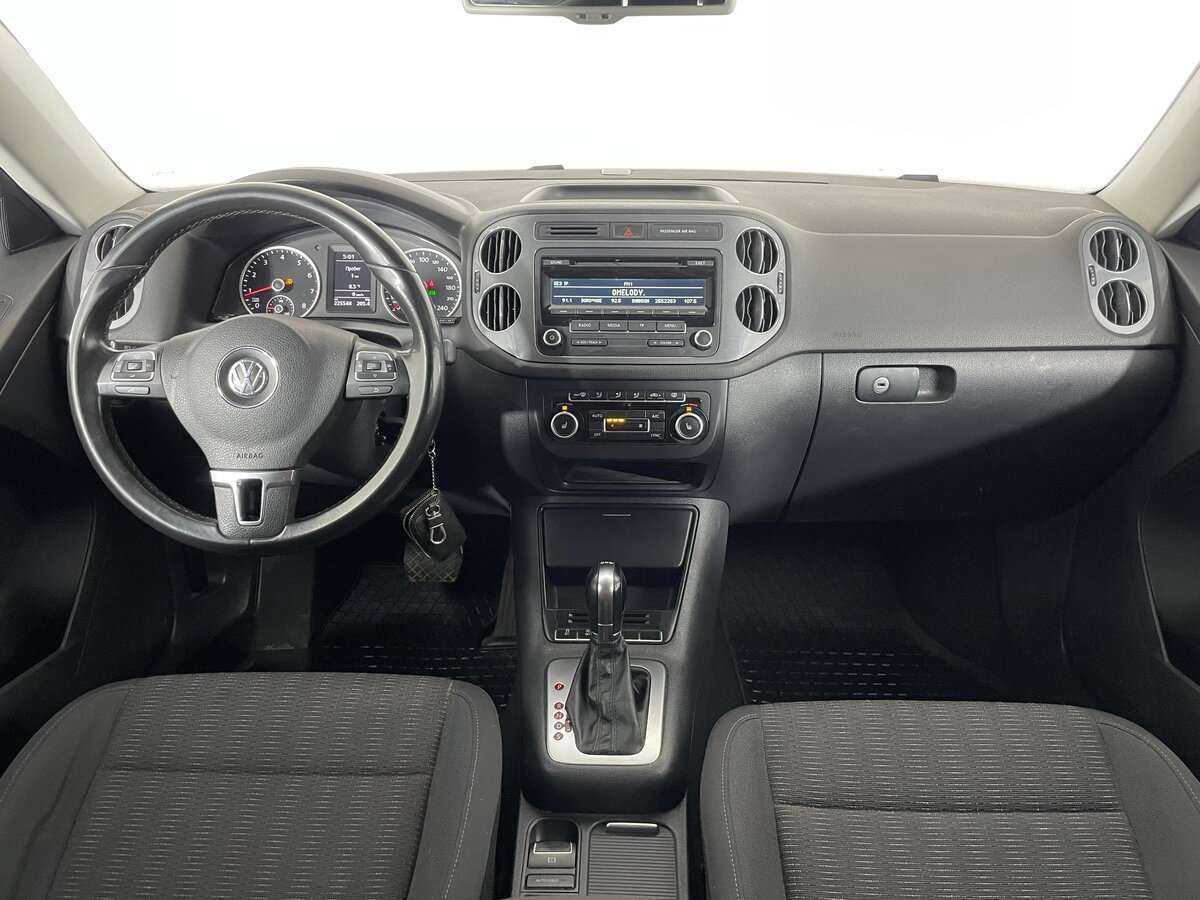 Купить Volkswagen Tiguan с пробегом. Фото: #8