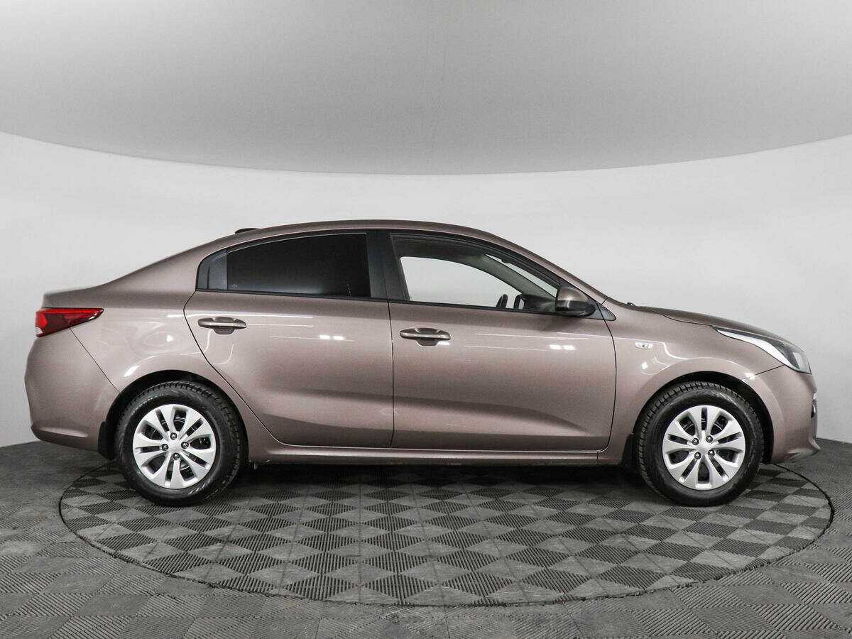 Купить Kia Rio с пробегом. Фото: #3