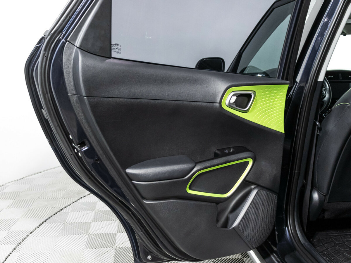 Купить Kia Soul с пробегом. Фото: #23