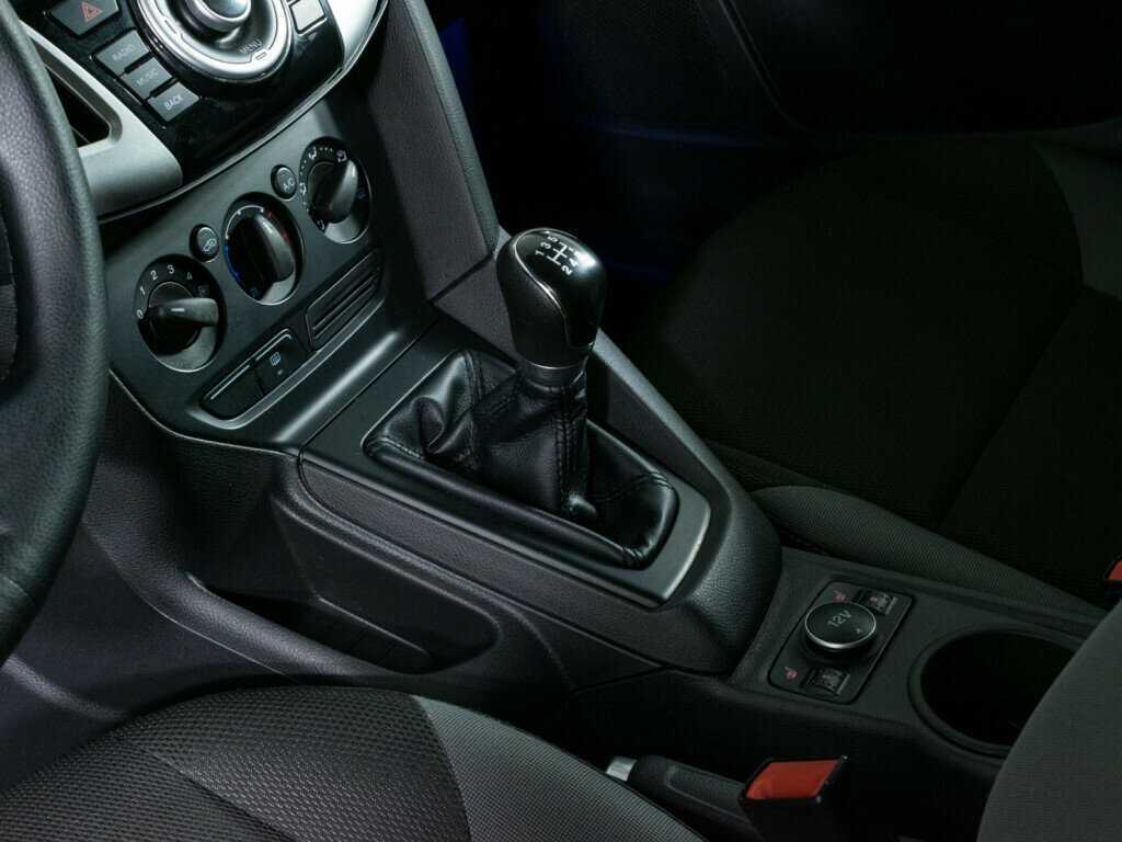 Купить Ford Focus с пробегом. Фото: #12