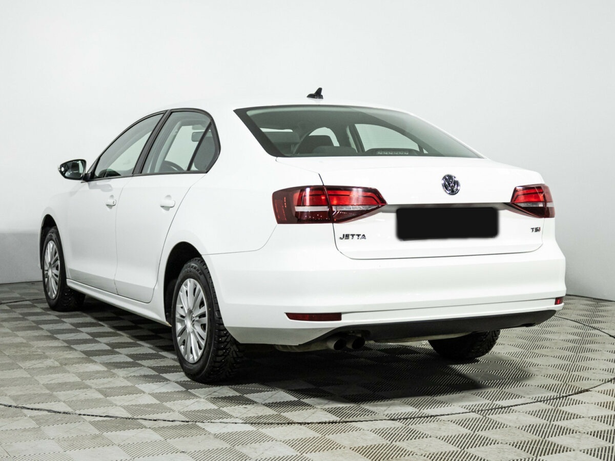 Купить Volkswagen Jetta с пробегом. Фото: #5