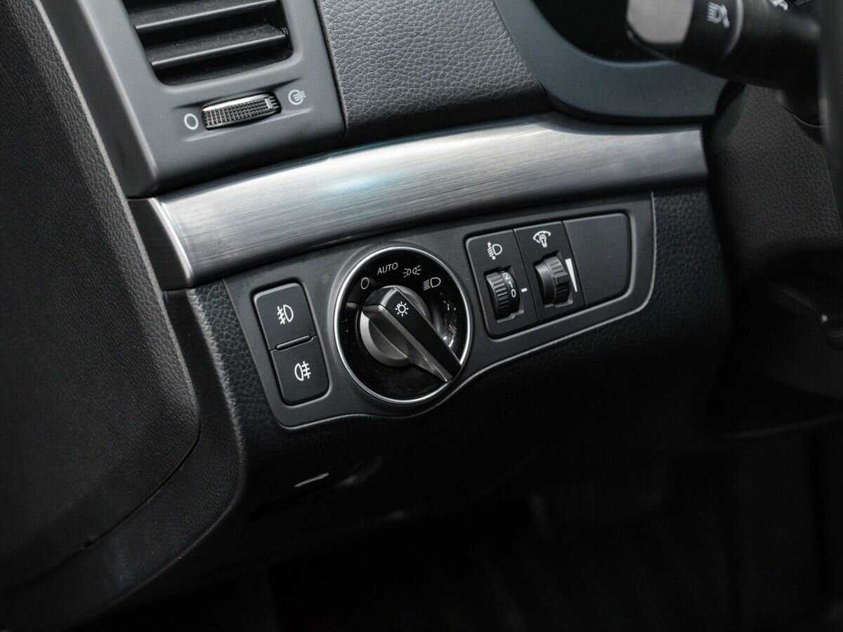 Купить Hyundai i40 с пробегом. Фото: #16