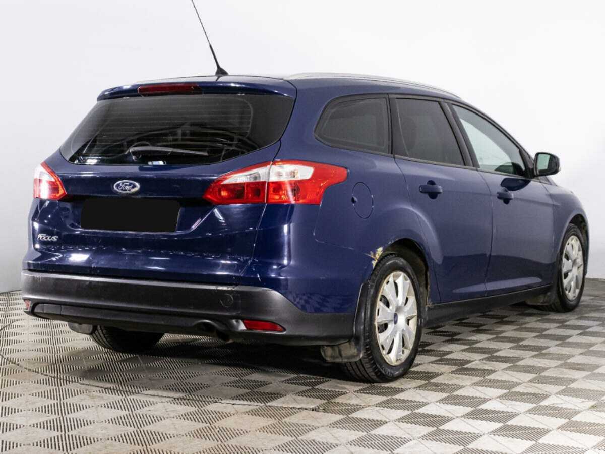 Купить Ford Focus с пробегом. Фото: #4